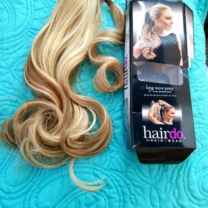 Hairdo 23 inch Long Wave Pony by hair u wear Golden wheat/Light Golden Blond